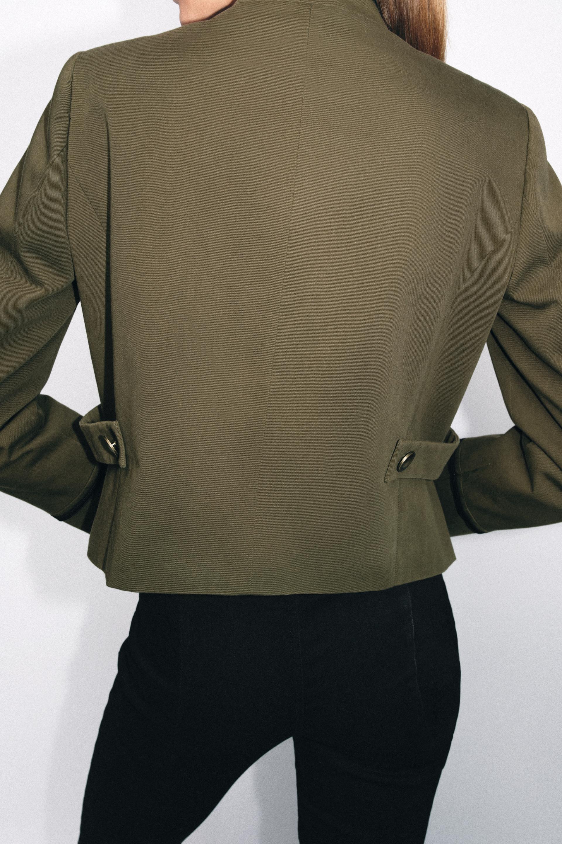 Blazer con Spalline Imbottite