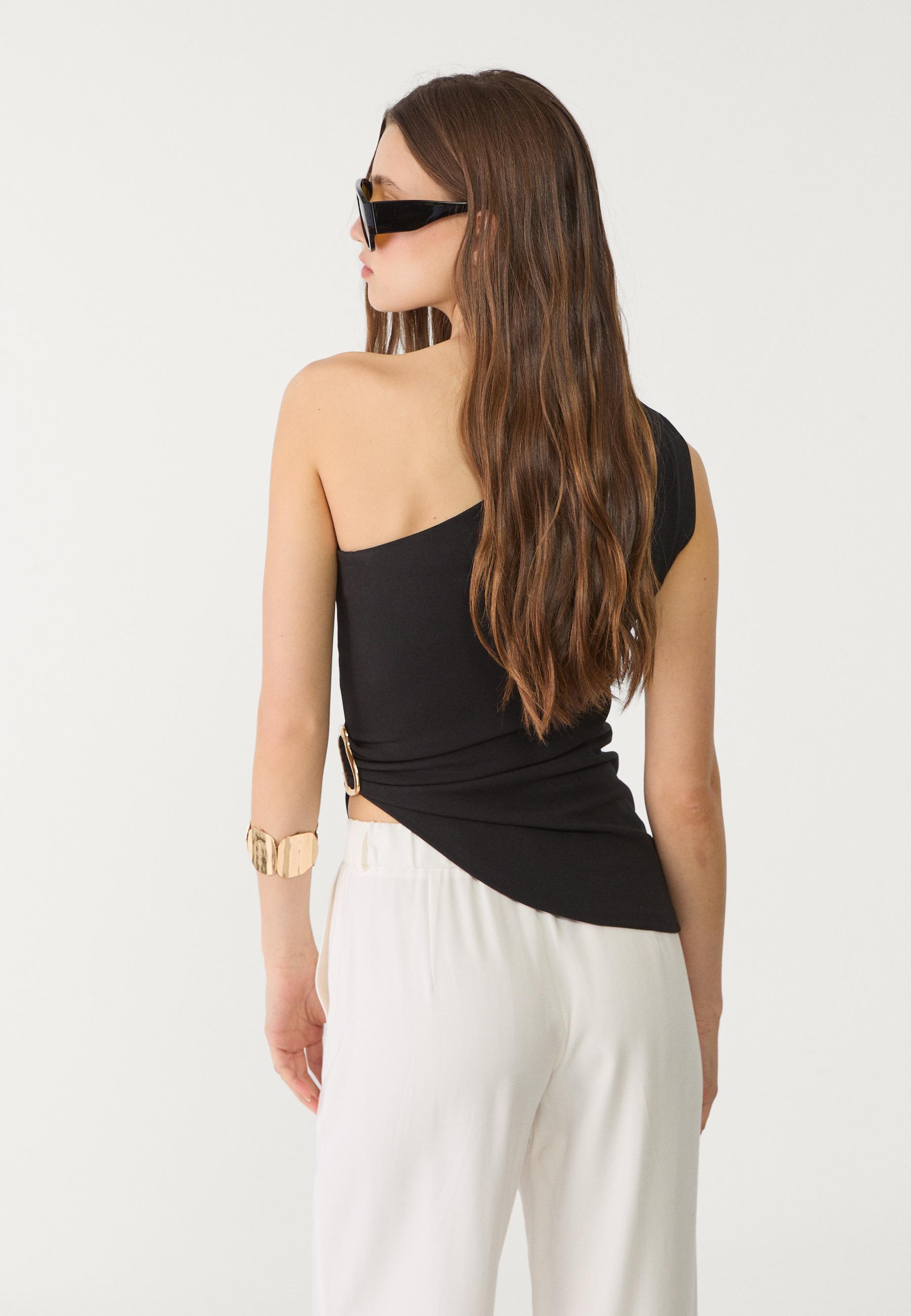 The Asymmetra One-Shoulder Top