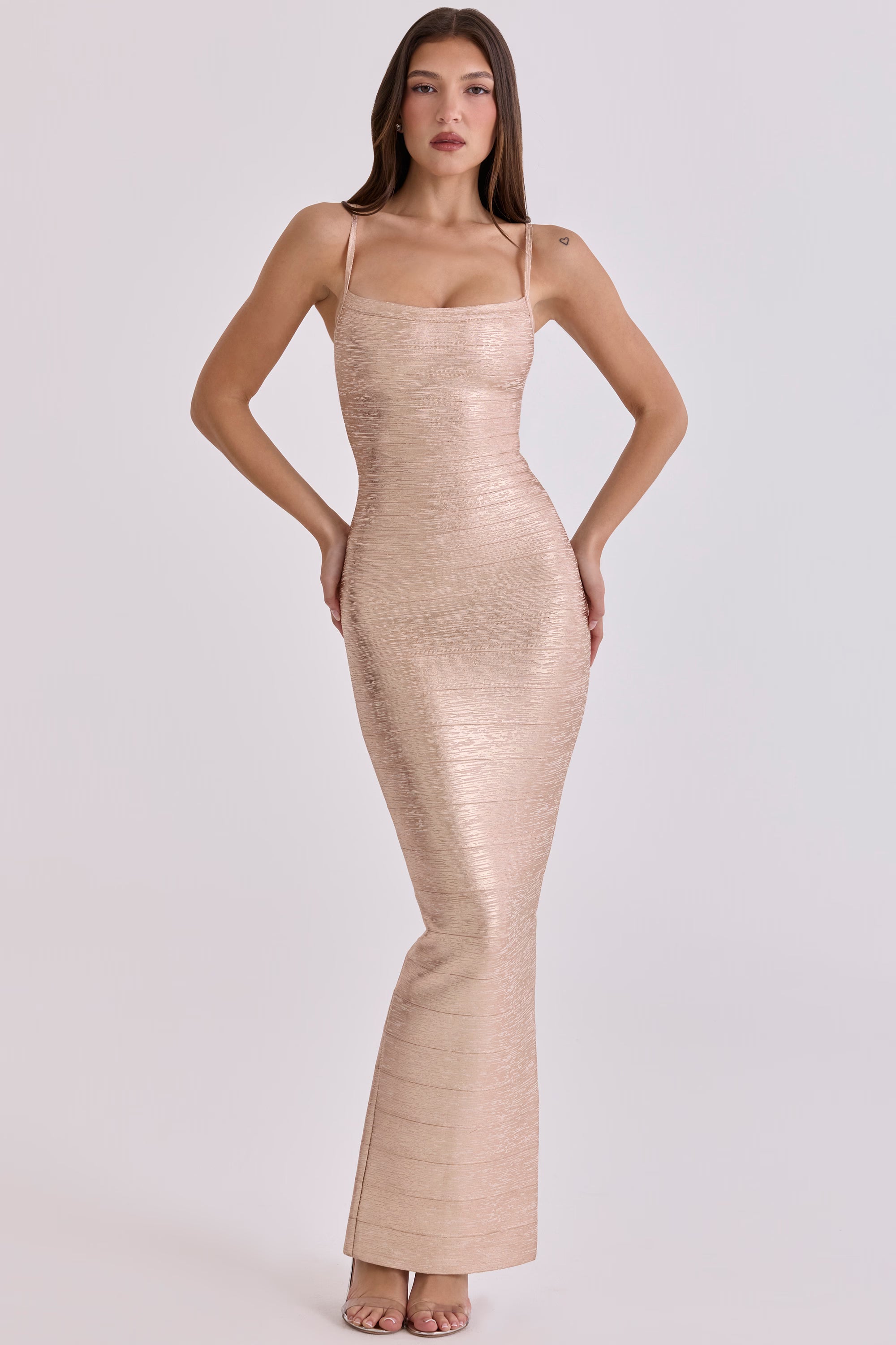 Abito lungo color champagne