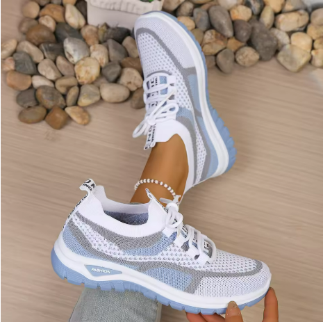 Sneakers leggere e comode Nina