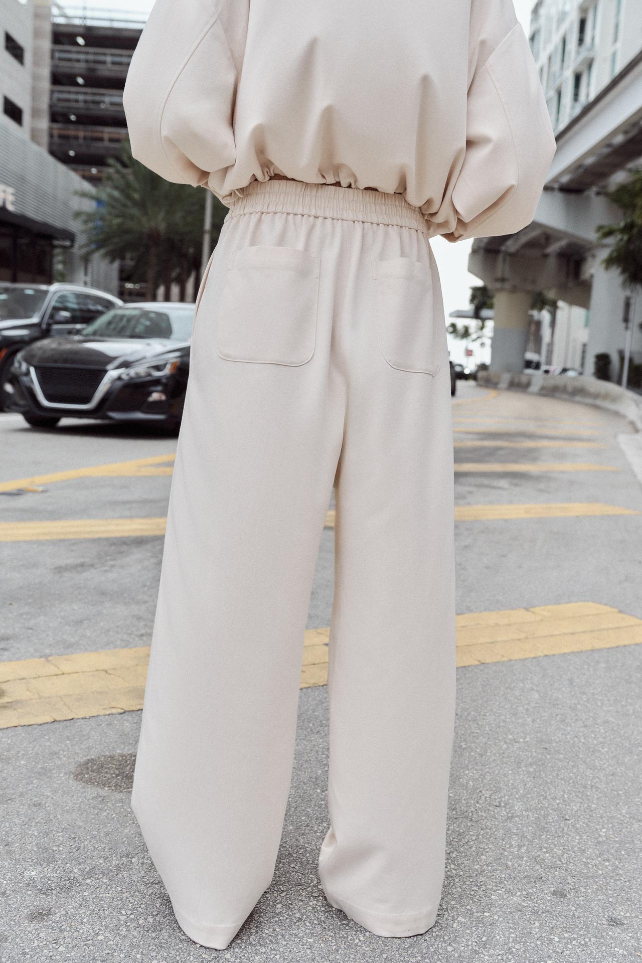La Mayfair Set
