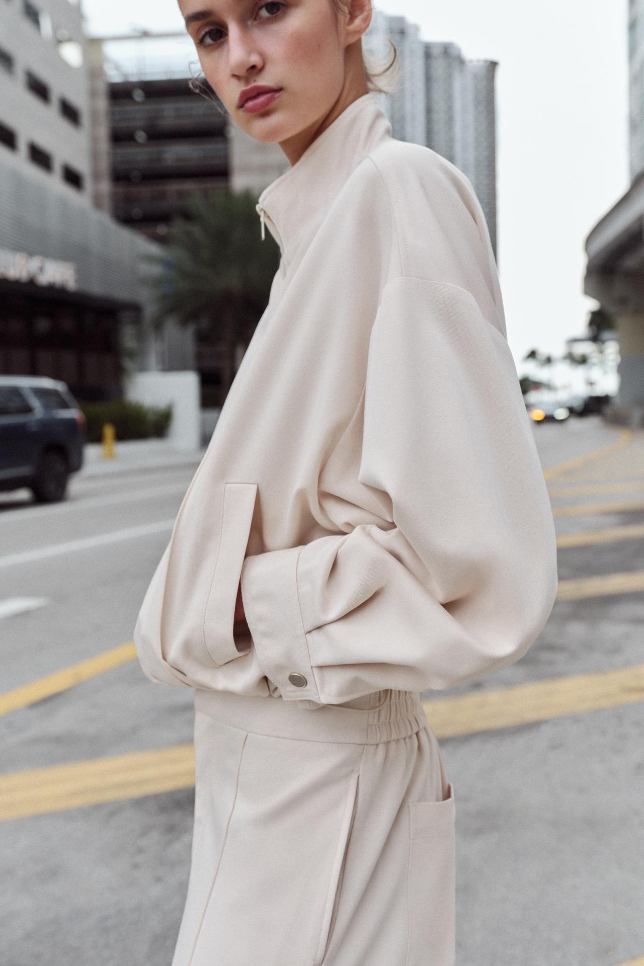 La Mayfair Set