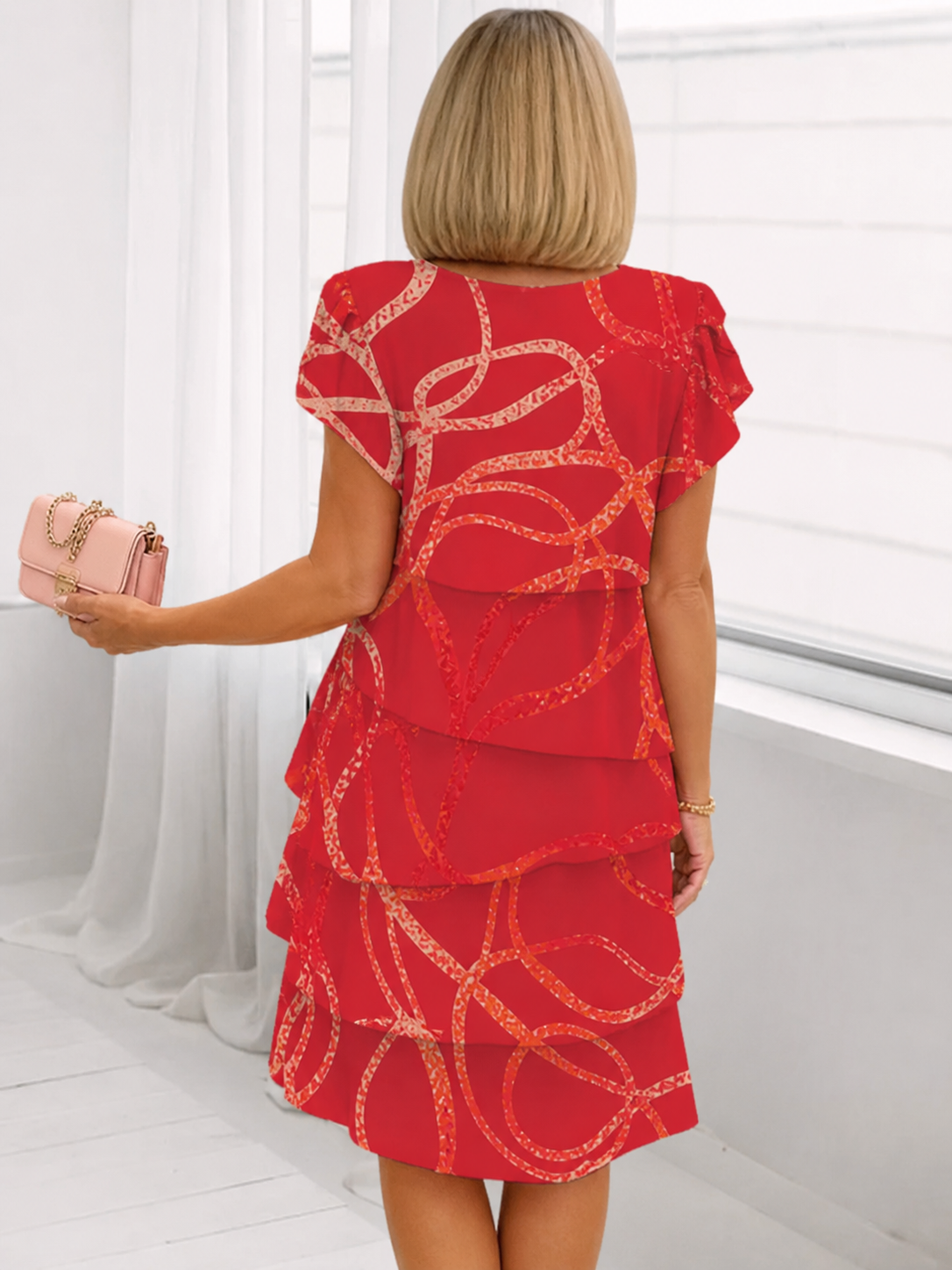 Abito elegante e comodo con volant