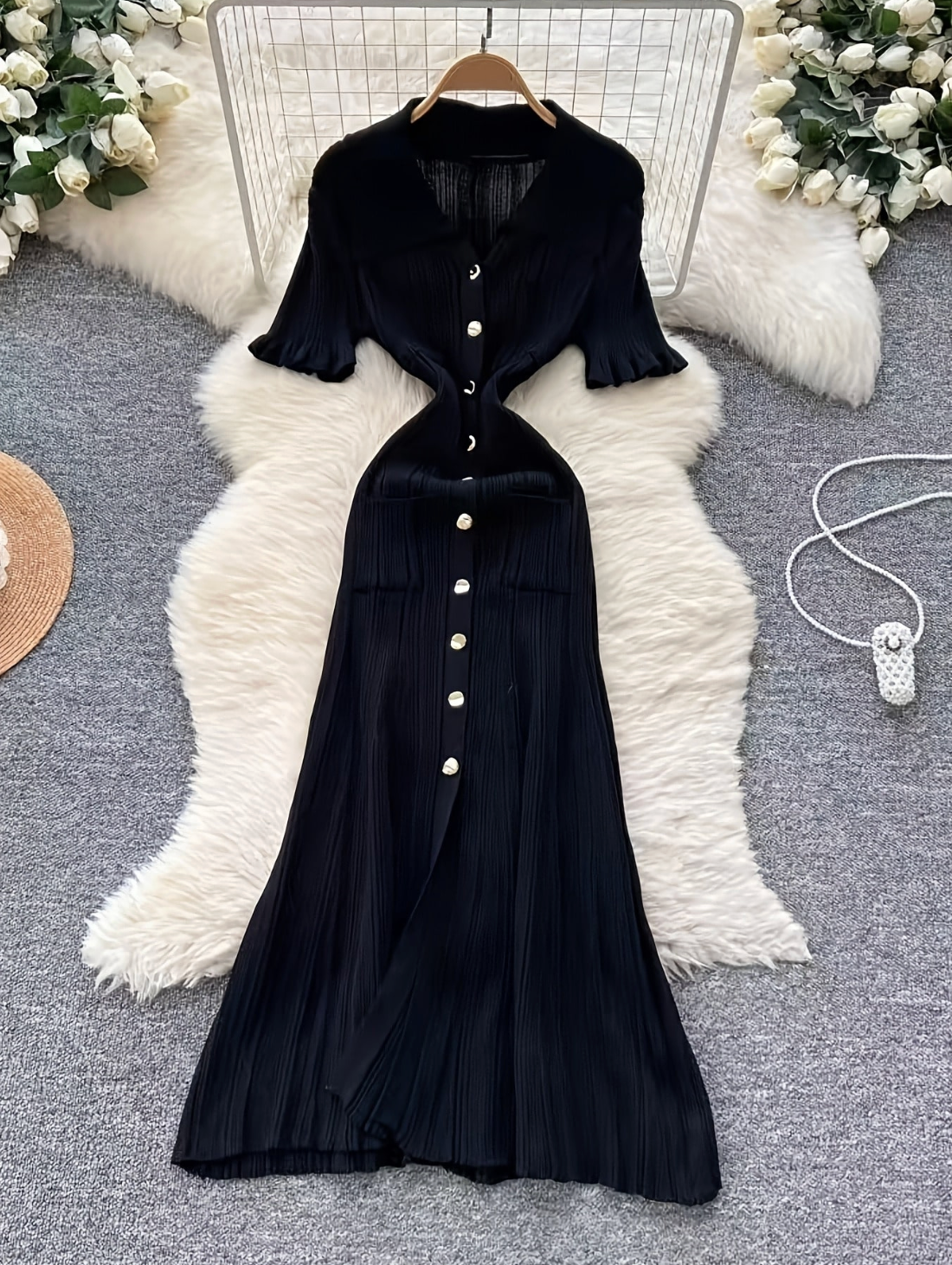 Abito elegante con bottoni